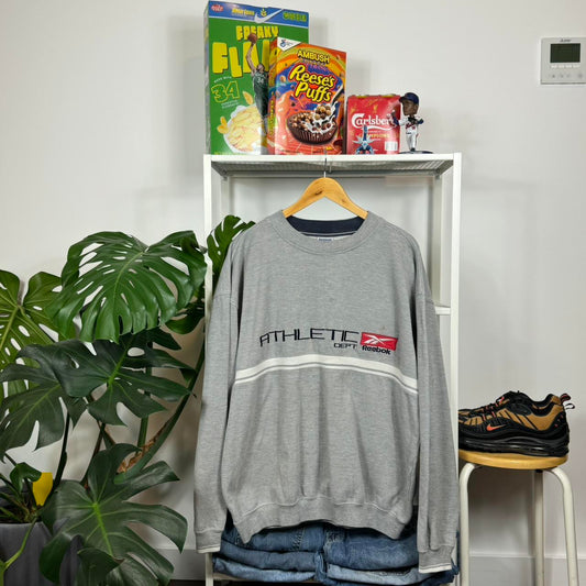 Vintage Reebok  Sweatshirt L