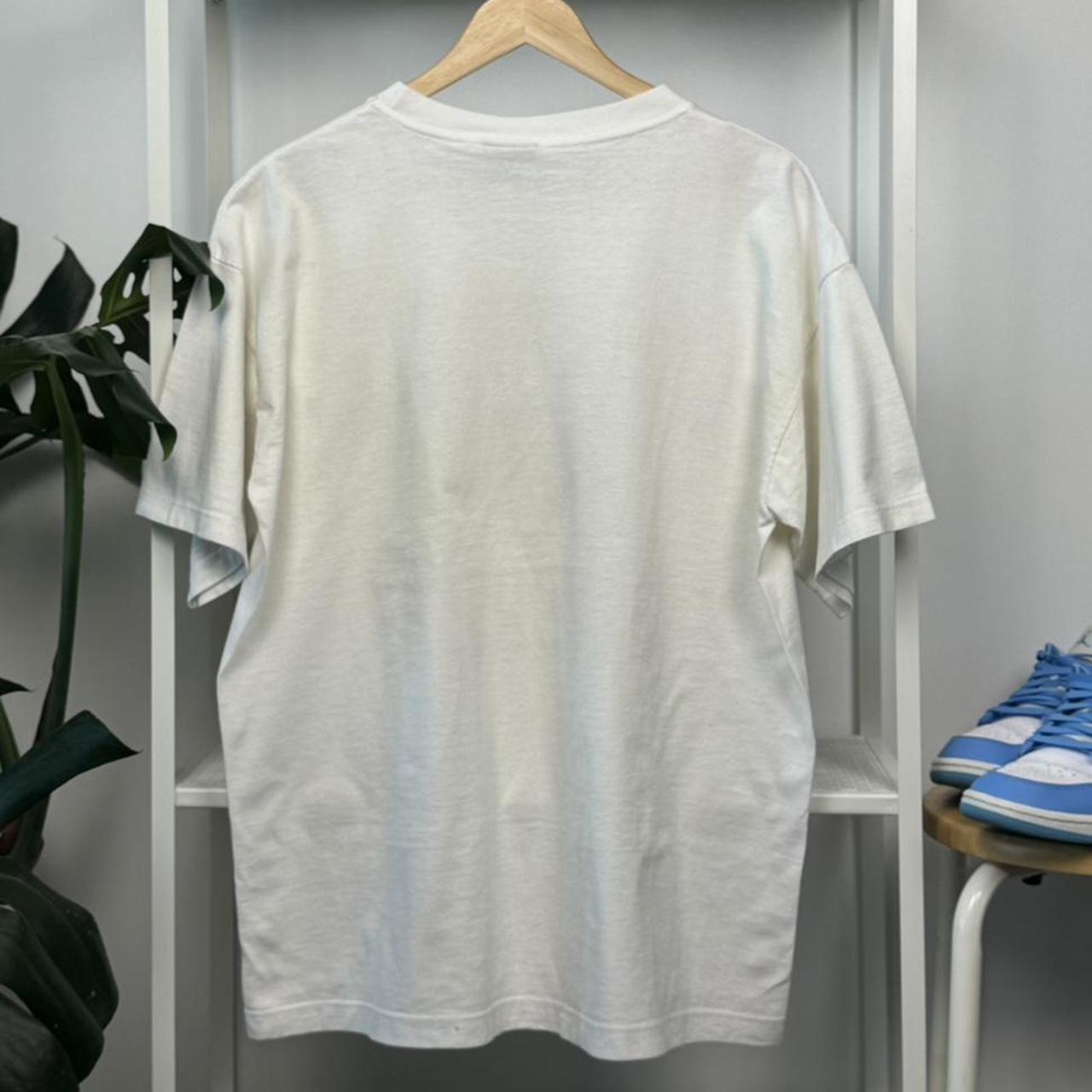 Men's white T-shirts